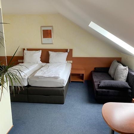 Hotel Nord Rheinbach Bagian luar foto