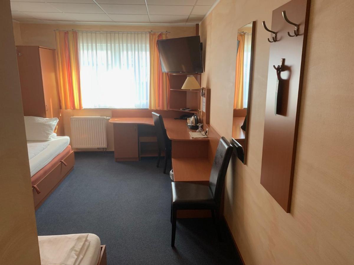 Hotel Nord Rheinbach Bagian luar foto