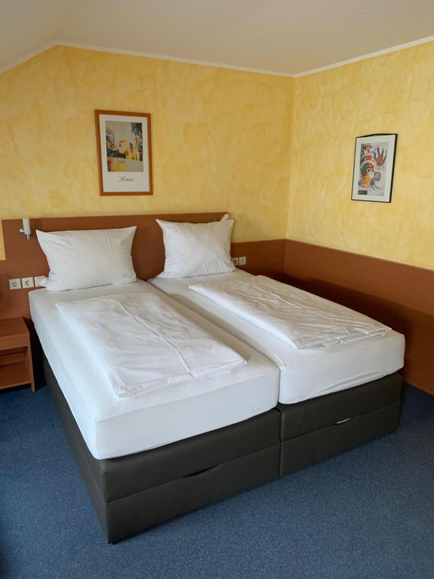 Hotel Nord Rheinbach Bagian luar foto